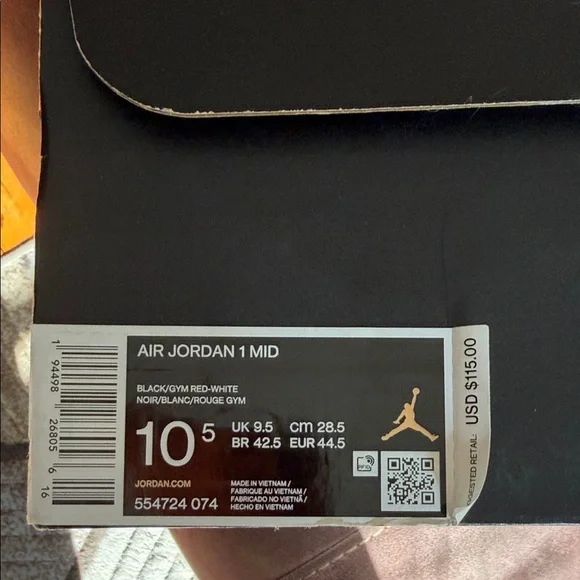 Nike Air Jordan I mid size - Picture 6 of 8